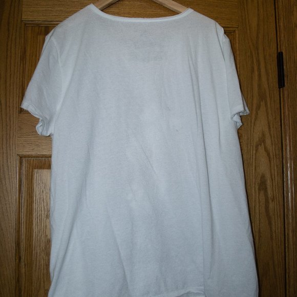 DISNEY Ariel "Total Catch" 2XL Shirt. - Picture 2 of 3